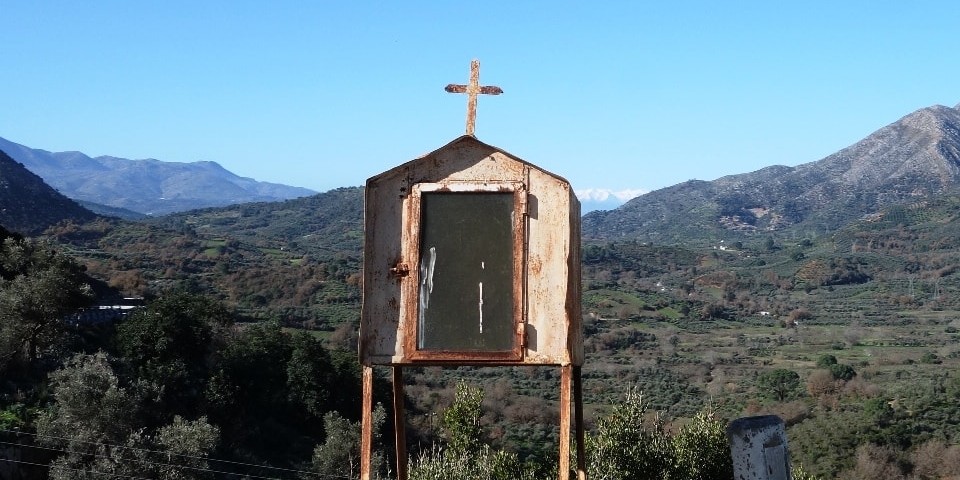 talaia iconostasi roadside chapel Crete Greece