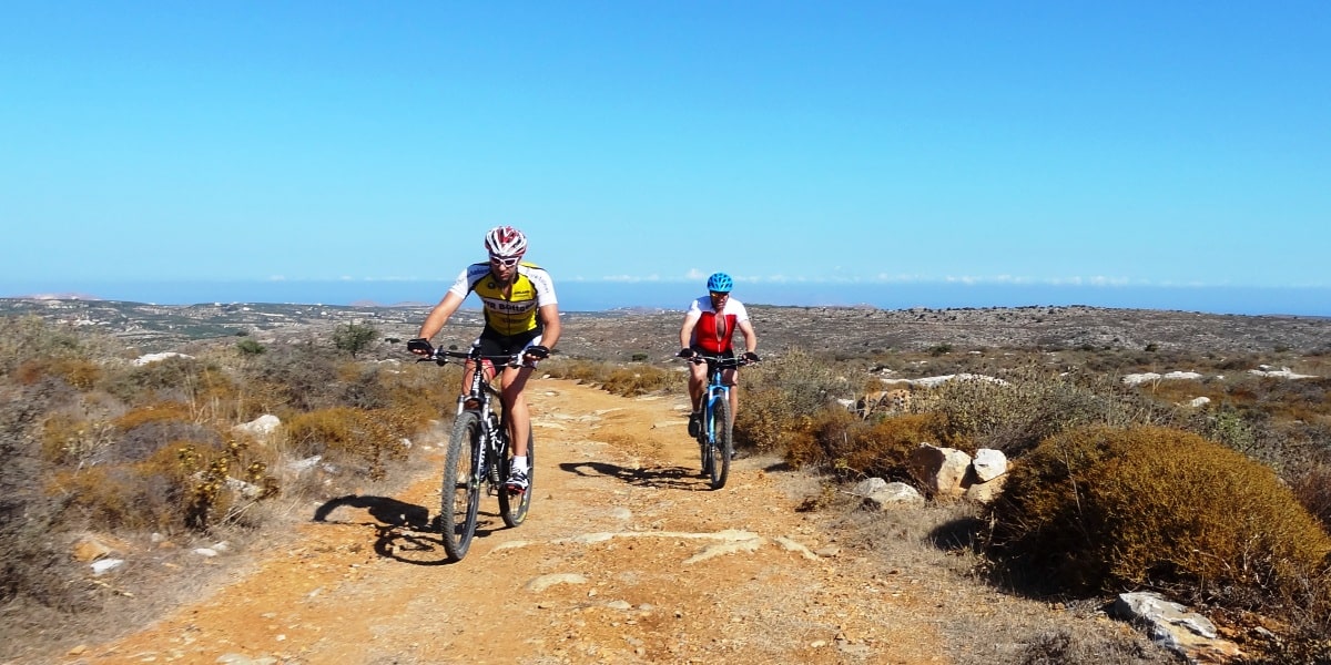 Rocks and roll emountain bike tour only for experienced cyclists 5-min