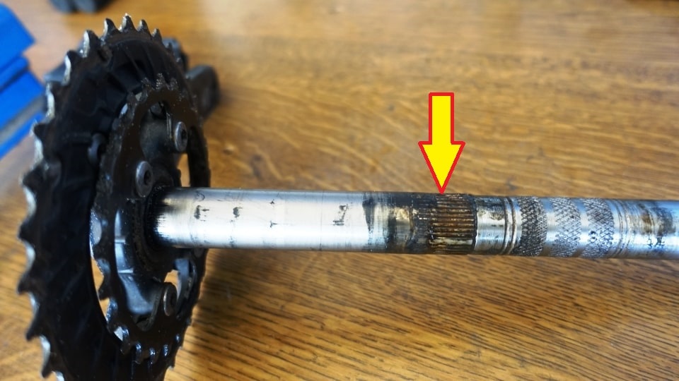 shimano Hollowtech crank extractor tool cyclingcreta2-min - with letters-min